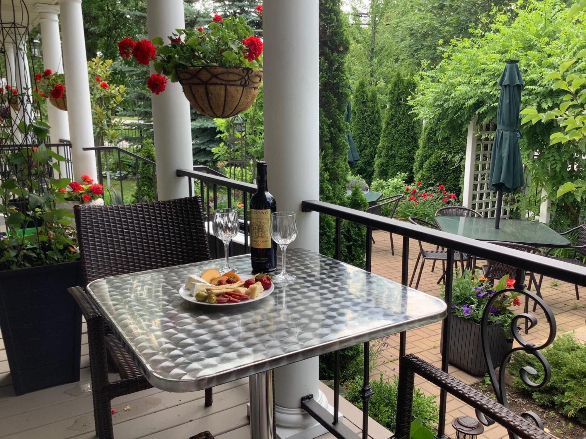 Via Veneto - Old Town Niagara-on-the-Lake Exterior foto